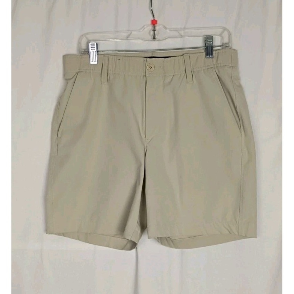 Under Armour Men's Drive Golf Silver Beige Shorts Size 32 Elastic Waist Button